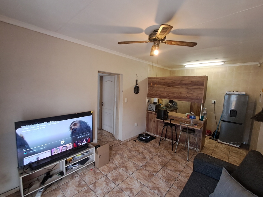 To Let 1 Bedroom Property for Rent in Vaalpark Free State